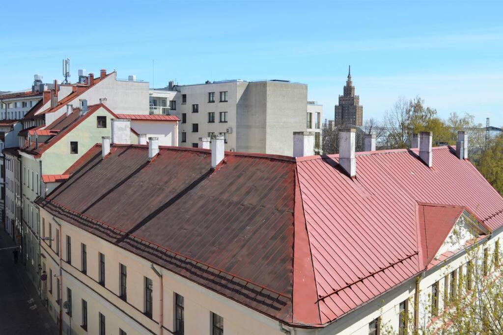 Luxury Apartment With A Balcony And View In Riga Old Town 外观 照片