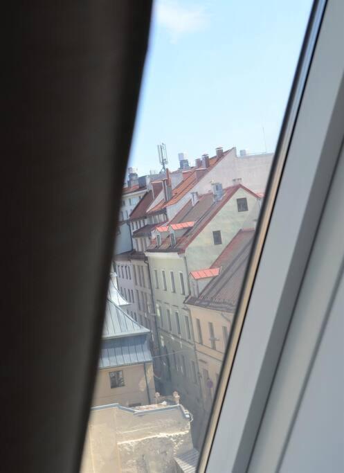Luxury Apartment With A Balcony And View In Riga Old Town 外观 照片
