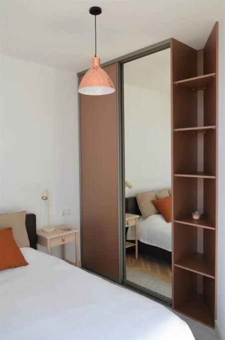 Luxury Apartment With A Balcony And View In Riga Old Town 外观 照片