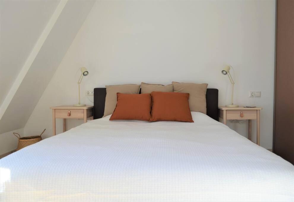 Luxury Apartment With A Balcony And View In Riga Old Town 外观 照片